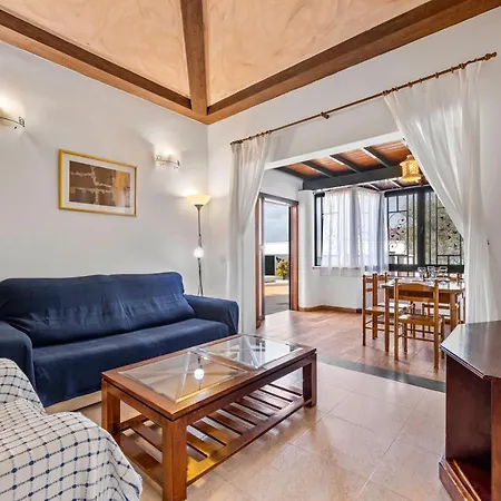 Lele Playa Blanca (Lanzarote)