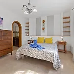 Villa Lele